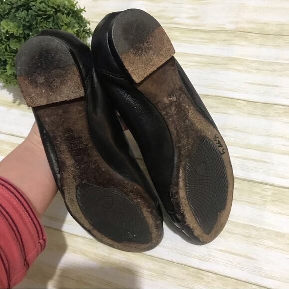 AGL Black Leather Patent Cap Toe Buckle Flats Made In Italy Women’s Size 38 - Picture 6 of 6